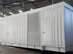 Použitý Dieselový generátor Caterpillar 3516, 1,8 MW, 2006, 13 500 hodín. kontajner