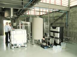 Zariadenie na výrobu bionafty, 1 t / deň (automatické), rastlinný olej